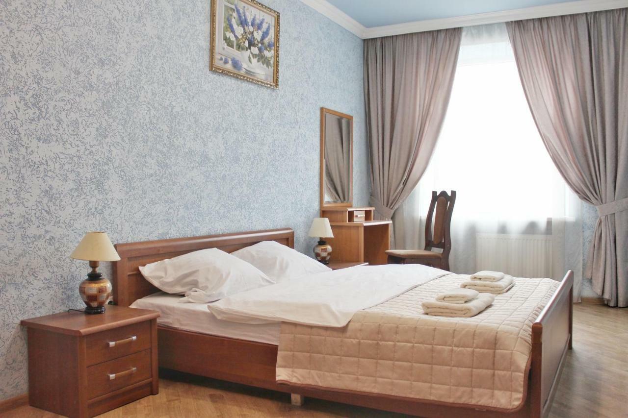 Квартира В Центрі Львова Вулиця Міцкевича 5, Простора З Гарним Видом На Місто Eksteriør bilde
