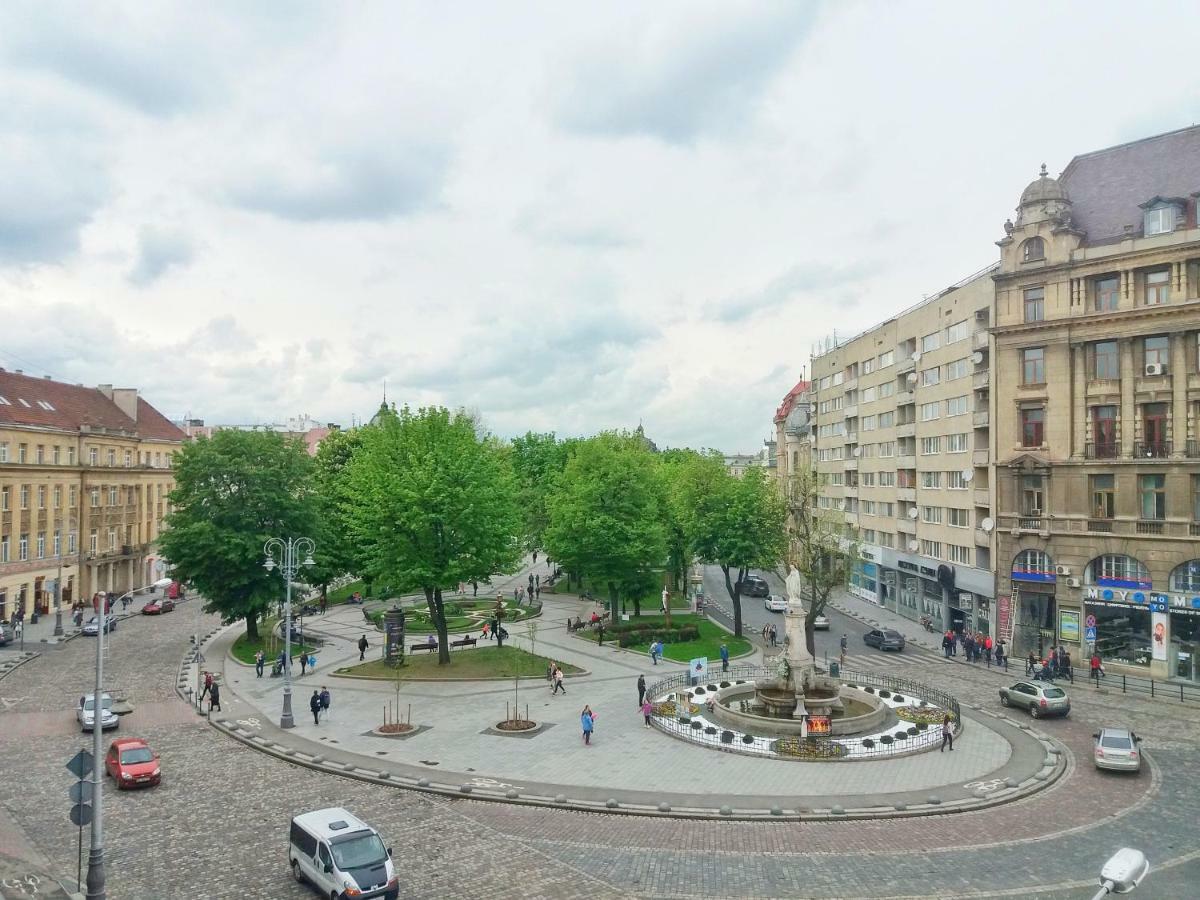 Квартира В Центрі Львова Вулиця Міцкевича 5, Простора З Гарним Видом На Місто Eksteriør bilde
